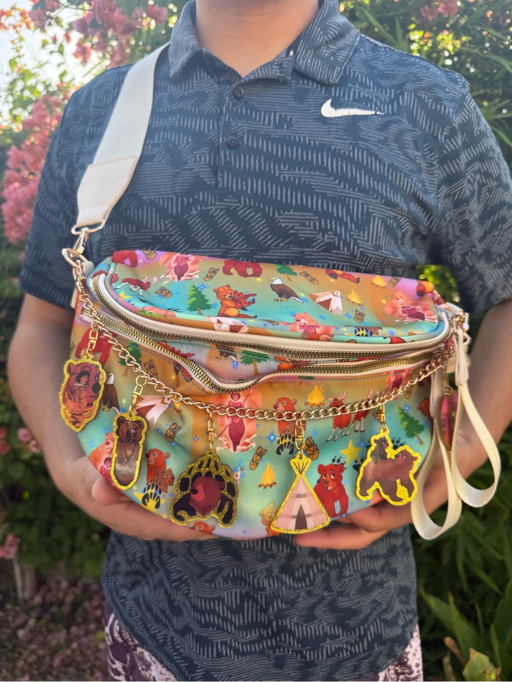 WomenMulticolor Bear & Teepee Crossbody Bag with Charm Chain